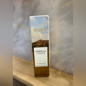 Eelhoe Centella Cleansing Oil - White and Brown